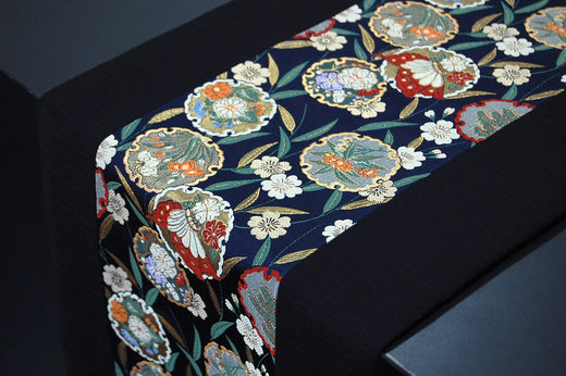 神泉堂が提案する和モダンテーブルウェア｜和風 着物テーブルランナー